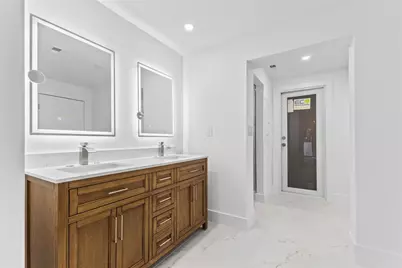 4701 NW 1st Place, Deerfield Beach, FL 33442 - Photo 21