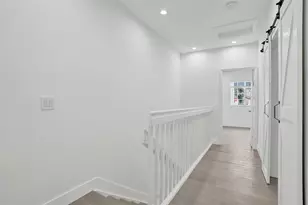 1003 NW 100th Ave, Pembroke Pines, FL 33024 - Photo 11