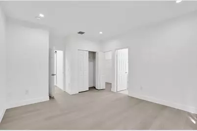 1003 NW 100th Avenue, Hollywood, FL 33024 - Photo 13