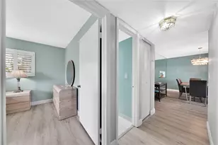 5250 Las Verdes Cir, Delray Beach, FL 33484 - Photo 19