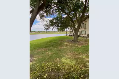 12104 Glenmoor Drive #12104, West Palm Beach, FL 33409 - Photo 15