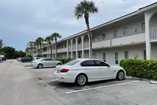 250 NE 20th St, Boca Raton, FL 33431 - Photo 49