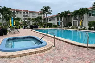 250 NE 20th St, Boca Raton, FL 33431 - Photo 37