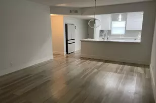 250 NE 20th St, Boca Raton, FL 33431 - Photo 11