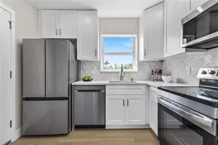 3216 SE 8th St, Pompano Beach, FL 33062 - Photo 11