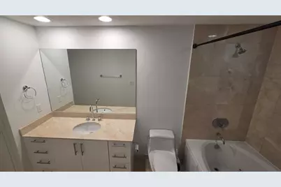 550 Okeechobee Boulevard #724, West Palm Beach, FL 33401 - Photo 15