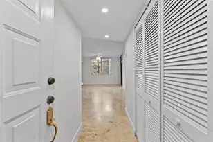 1280 S Alhambra Cir Unit, Coral Gables, FL 33146 - Photo 9