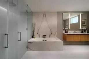 2221 SE 17th St, Fort Lauderdale, FL 33316 - Photo 9