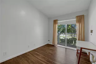 8464 Lagos De Campo Blvd, Tamarac, FL 33321 - Photo 23