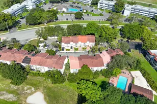 8464 Lagos De Campo Blvd, Tamarac, FL 33321 - Photo 35