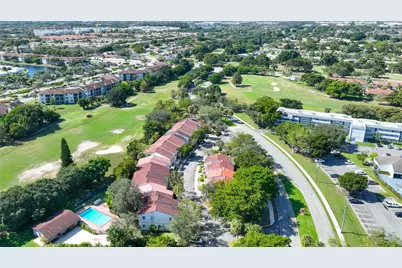 8464 Lagos De Campo Boulevard, Tamarac, FL 33321 - Photo 41