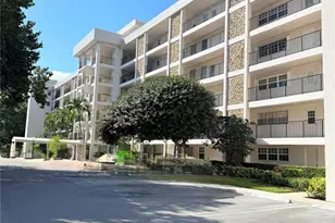 2801 N Palm Aire Dr, Pompano Beach, FL 33069 - Photo 1