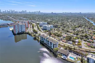 1175 NE Miami Gardens Dr, Miami, FL 33179 - Photo 43