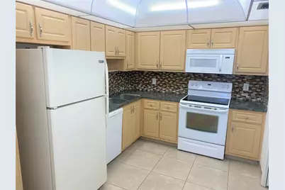 3510 Oaks Way #504, Pompano Beach, FL 33069 - Photo 3