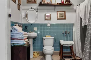 3446 NW 17th St, Miami, FL 33125 - Photo 13