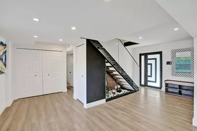 701 NE 164th Street, Miami, FL 33162 - Photo 15