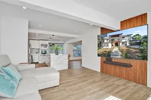 701 NE 164th St, Miami, FL 33162 - Photo 13