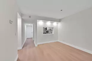 8411 Forest Hills Dr, Coral Springs, FL 33065 - Photo 5