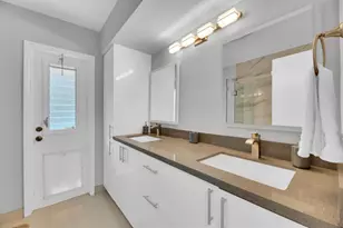 9611 NW 3rd St, Pembroke Pines, FL 33024 - Photo 19