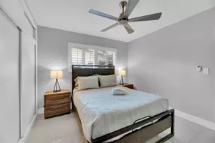 9611 NW 3rd St, Pembroke Pines, FL 33024 - Photo 23