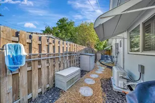 2611 NE 53rd St, Lighthouse Point, FL 33064 - Photo 47