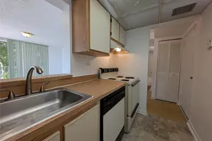 1740 NW North River Dr Unit, Miami, FL 33125 - Photo 7