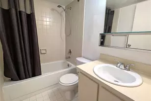 1740 NW North River Dr Unit, Miami, FL 33125 - Photo 11