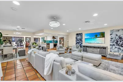 980 SW 70th Avenue, Plantation, FL 33317 - Photo 11