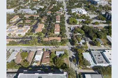 900 NW 2nd Street, Fort Lauderdale, FL 33311 - Photo 11