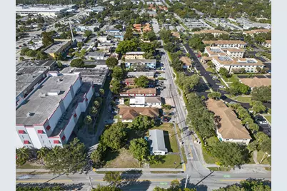 900 NW 2nd Street, Fort Lauderdale, FL 33311 - Photo 13