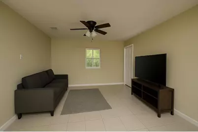 734 NW 13th Terrace, Fort Lauderdale, FL 33311 - Photo 11