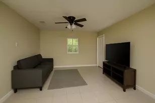 734 NW 13th Terrace, Fort Lauderdale, FL 33311 - Photo 11