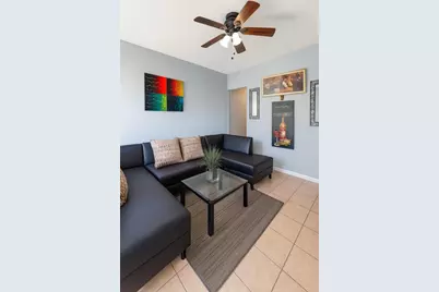 741 NW 10th Terrace, Fort Lauderdale, FL 33311 - Photo 11