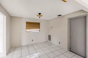 6668 NW 1st St, Margate, FL 33063 - Photo 9
