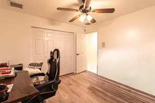 5062 Kensington Cir, Coral Springs, FL 33076 - Photo 13