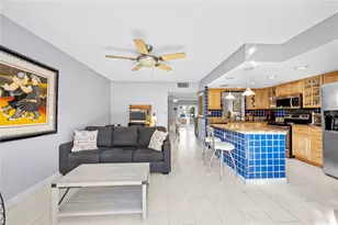 2212 NE 7th St, Hallandale Beach, FL 33009 - Photo 13