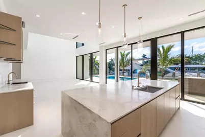 2612 NE 4th Street, Pompano Beach, FL 33062 - Photo 11