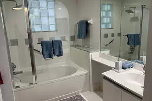 3205 NE 184th St, North Miami Beach, FL 33160 - Photo 11
