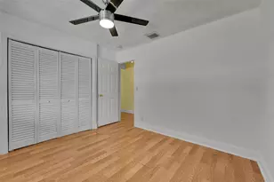 2704 NW 48th St, Fort Lauderdale, FL 33309 - Photo 7