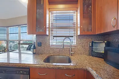 2500 NE 48th Lane #608, Fort Lauderdale, FL 33308 - Photo 3