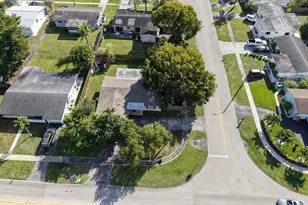 9370 NW 25th Ct, Sunrise, FL 33322 - Photo 53