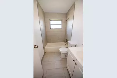 9370 NW 25th Court, Sunrise, FL 33322 - Photo 25