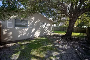 9370 NW 25th Ct, Sunrise, FL 33322 - Photo 33