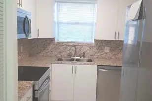 11453 NW 39th Ct, Coral Springs, FL 33065 - Photo 3