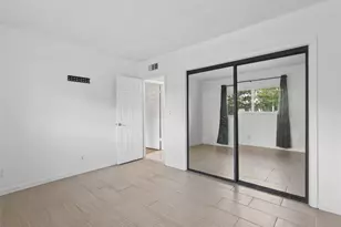 8400 W Sample Rd, Coral Springs, FL 33065 - Photo 19