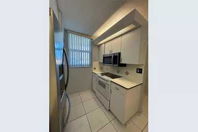 5300 NE 24th Terrace #211C, Fort Lauderdale, FL 33308 - Photo 11