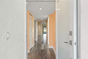 370 Fairway Cir, Weston, FL 33326 - Photo 11