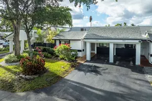 370 Fairway Cir, Weston, FL 33326 - Photo 43