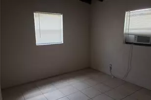 1524 NW 19th Ave, Fort Lauderdale, FL 33311 - Photo 5