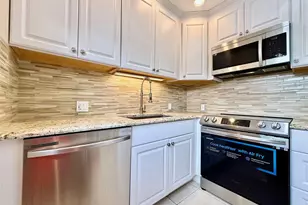 417 Mansfield J Unit, Boca Raton, FL 33434 - Photo 7